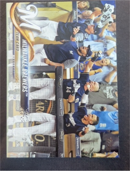2018 Topps #156 Milwaukee Brewers Team Card — front