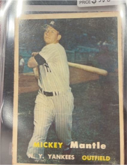 1957 Topps #95 Mickey Mantle — front