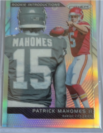 2017 Panini Prizm Rookie Introductions #2 Patrick Mahomes II — front