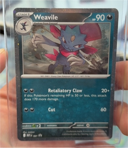 Pokémon TCG Weavile 021 Phantasmal Flames Black Star Promo — front