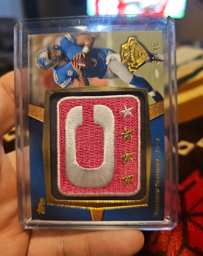 2013 Topps NFL Captains Patch #NCP-MS Matthew Stafford — front