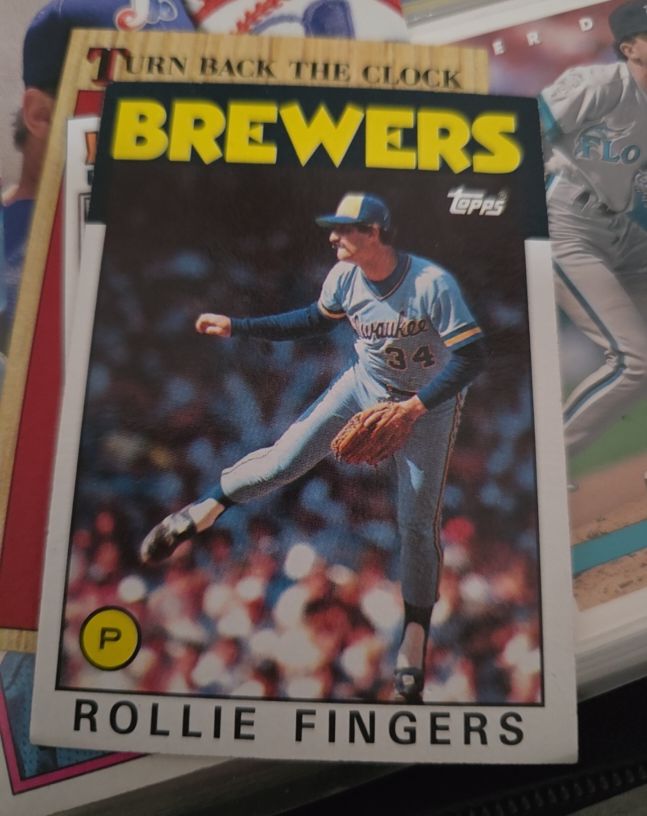 1986 Topps #185 Rollie Fingers — front