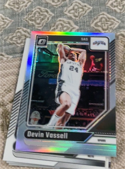 2024-25 Donruss Optic #194 Devin Vassell — front