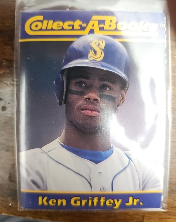 1990 CMC Collect-A-Books #3 Ken Griffey Jr. — front