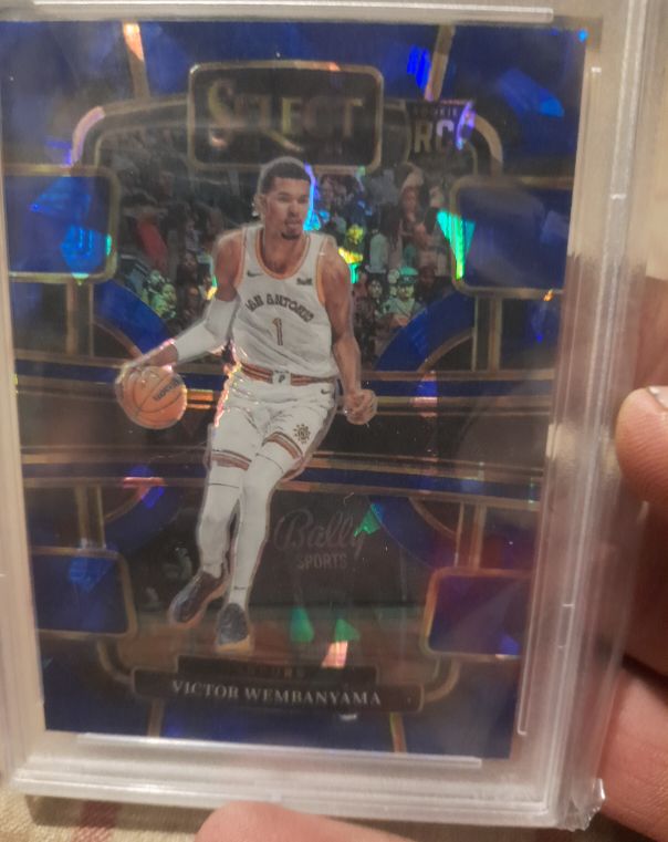 2023-24 Panini Select #87 Victor Wembanyama — front