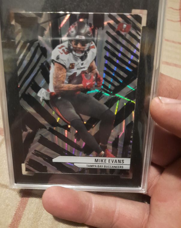 2025 Panini Donruss Elite Football Mike Evans Razzle Dazzle SSP Buccaneers Case Hit — front