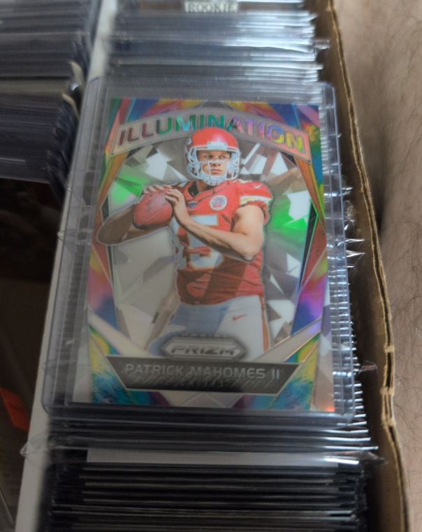 2017 Panini Prizm #1 Patrick Mahomes II Illumination — front