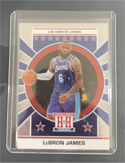 2021-22 Panini Chronicles #663 LeBron James — front