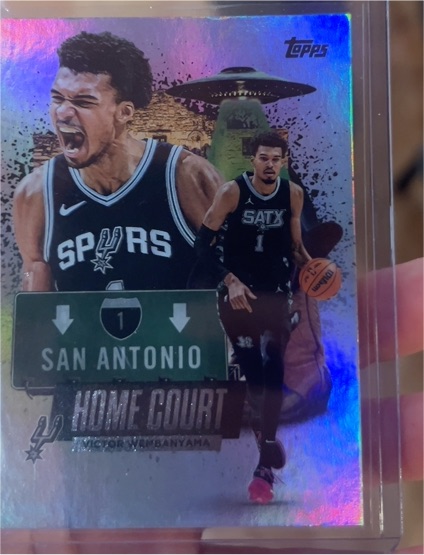 2025 Topps #1 Victor Wembanyama Home Court — front