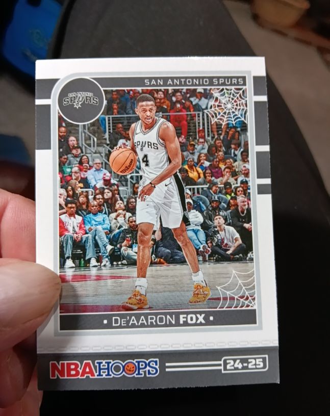 2024-25 Panini Haunted Hoops #147 De'Aaron Fox — front