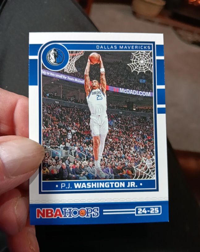 2024-25 Panini NBA Hoops #24-25 P.J. Washington Jr. — front