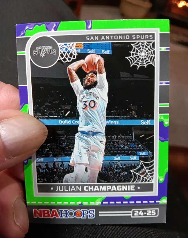 2024-25 Panini Haunted Hoops #188 Julian Champagnie — front