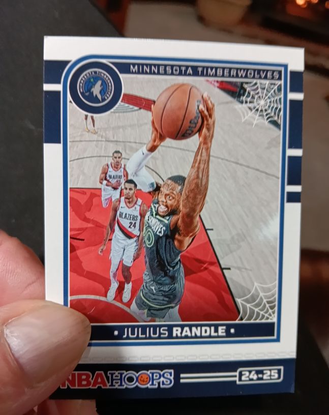 2024-25 Panini NBA Haunted Hoops #116 Julius Randle — front