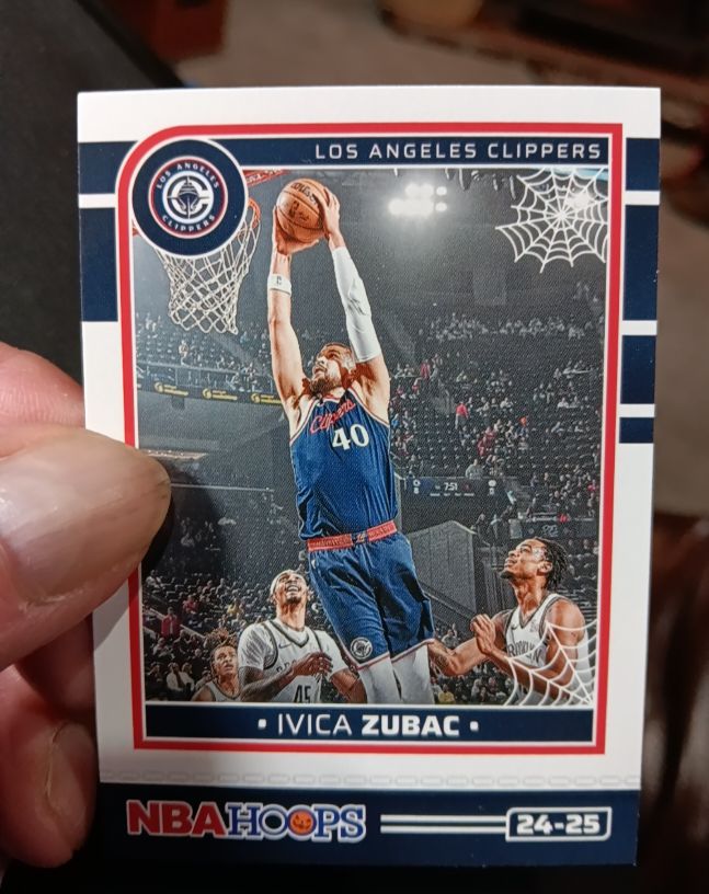 2024-25 Panini NBA Hoops #40 Ivica Zubac — front