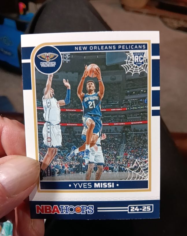 2024-25 Panini Haunted Hoops #269 Yves Missi — front