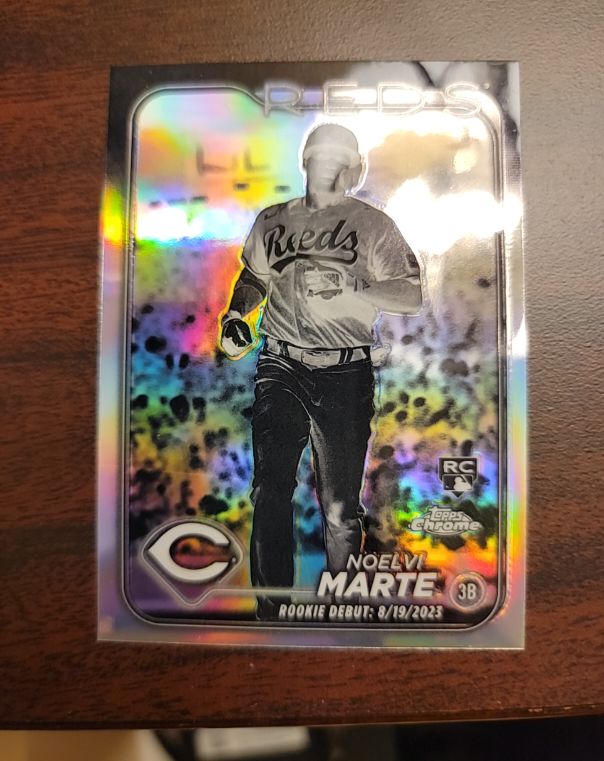 2024 Topps Chrome Update #USC91 Noelvi Marte Rookie Debut Negative Refractor — front