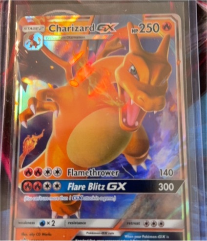2019 Pokémon SM211 Charizard GX — front