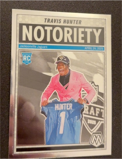 2025 Panini Mosaic #12 Travis Hunter Notoriety — front