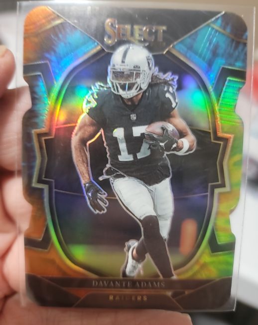 2022 Panini Select #17 Davante Adams — front