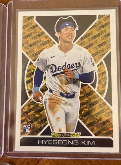 2025 Topps Update Black Gold #BG-14 Hyeseong Kim — front