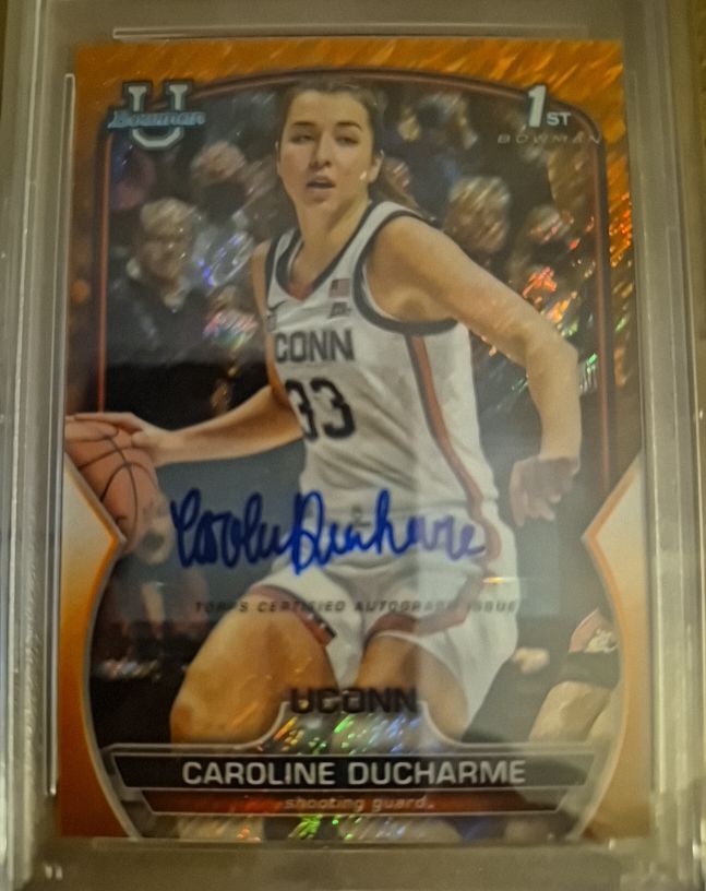 2022 Bowman University Chrome #7 Caroline Ducharme — front