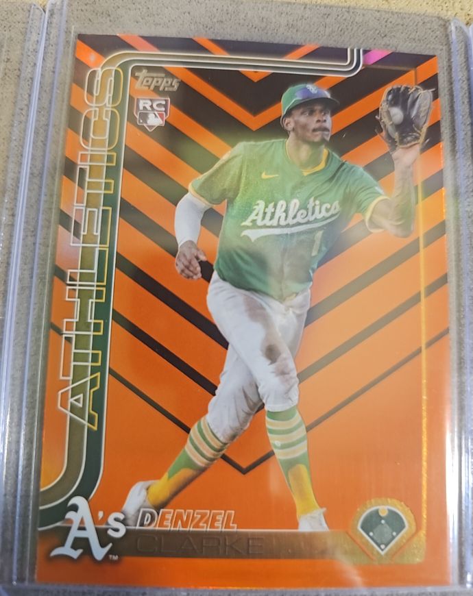 2025 Topps Update #US14 Denzel Clarke — front