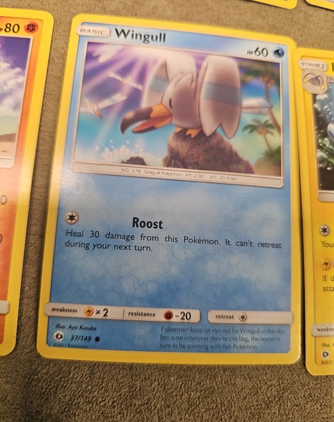 2017 Pokemon Sun & Moon #37 Wingull — front