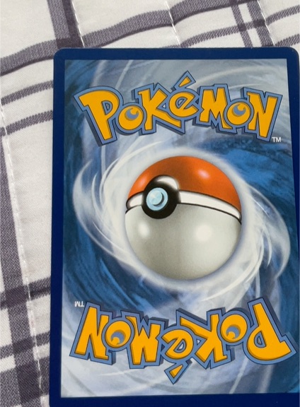 1999 Pokémon Base Set #58 Pikachu — front