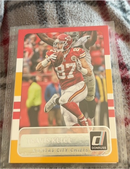2015 Donruss #133 Travis Kelce — front