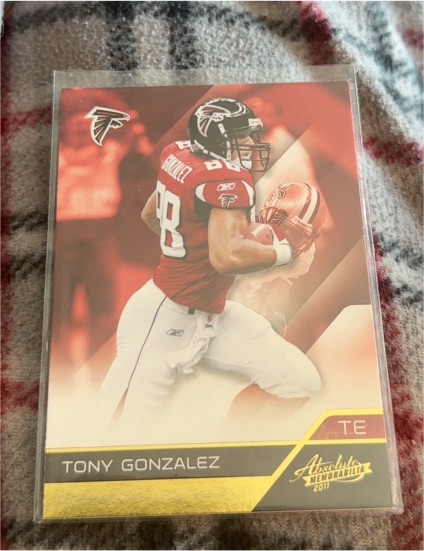 2011 Panini Absolute Memorabilia #7 Tony Gonzalez — front