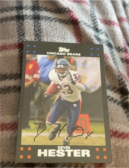 2007 Topps #33 Devin Hester — front