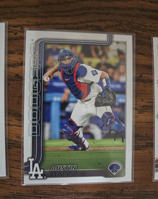 2025 Topps Series 2 #353 Austin Barnes — front