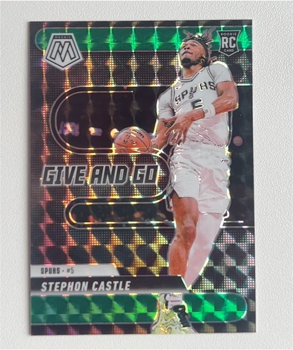 2024-25 Panini Mosaic #6 Stephon Castle Give and Go Green Prizm Rookie Card — front