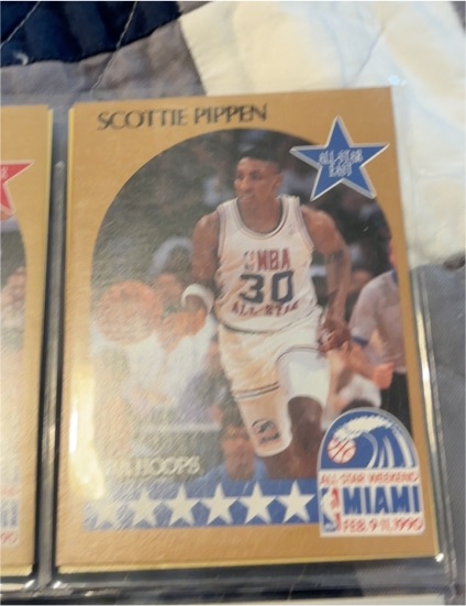1990 Hoops #9 Scottie Pippen All-Star — front