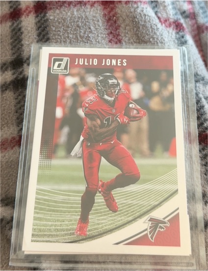 2018 Donruss #10 Julio Jones Atlanta Falcons — front