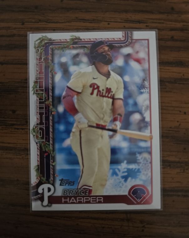 2025 Topps Holiday #H69 Bryce Harper — front