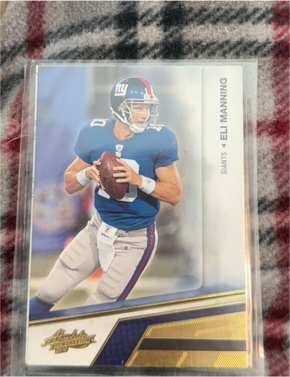 2010 Panini Absolute Memorabilia #64 Eli Manning — front