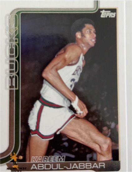 2025-26 Topps #259 Kareem Abdul-Jabbar Milwaukee Bucks — front