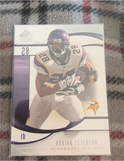 2009 SP Signature Edition #138 Adrian Peterson — front