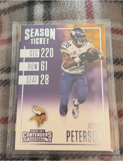 2016 Panini Contenders Season Ticket #37 Adrian Peterson — front