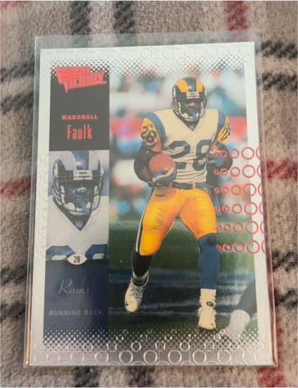 2000 Upper Deck Ultimate Victory #71 Marshall Faulk — front