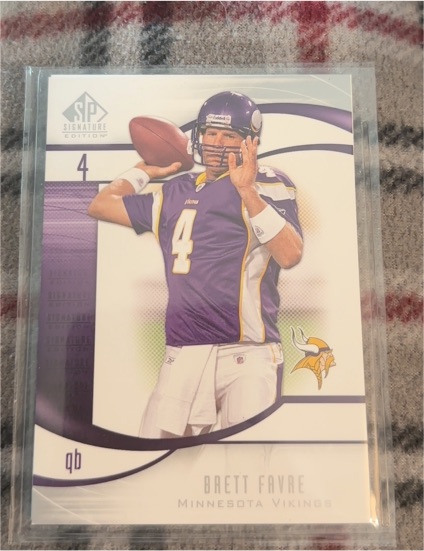 2009 Upper Deck SP Signature Edition #104 Brett Favre — front