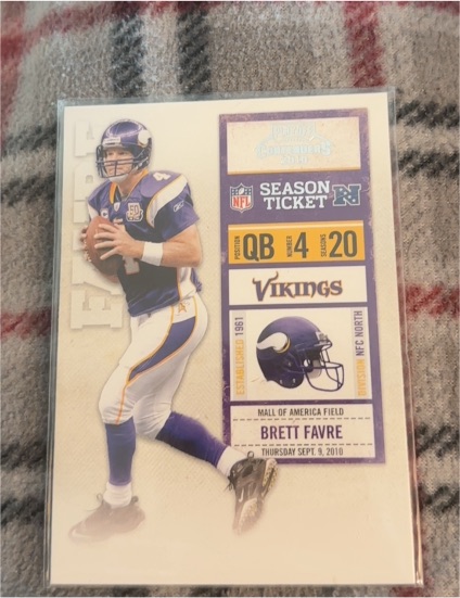2010 Playoff Contenders #53 Brett Favre — front