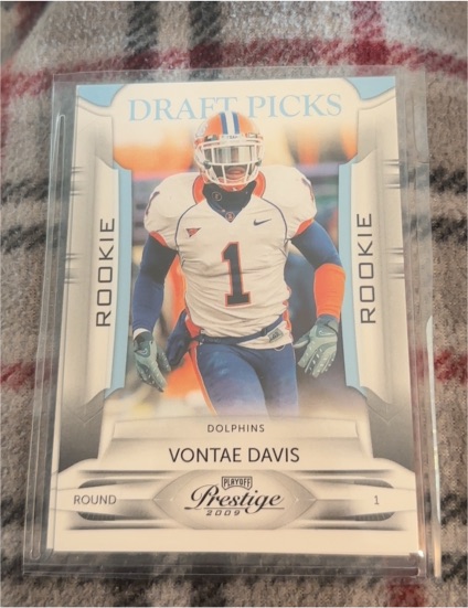 2009 Playoff Prestige #154 Vontae Davis — front