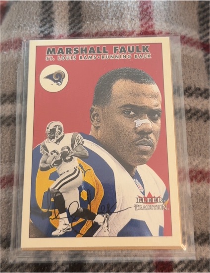 2000 Fleer Tradition #146 Marshall Faulk — front