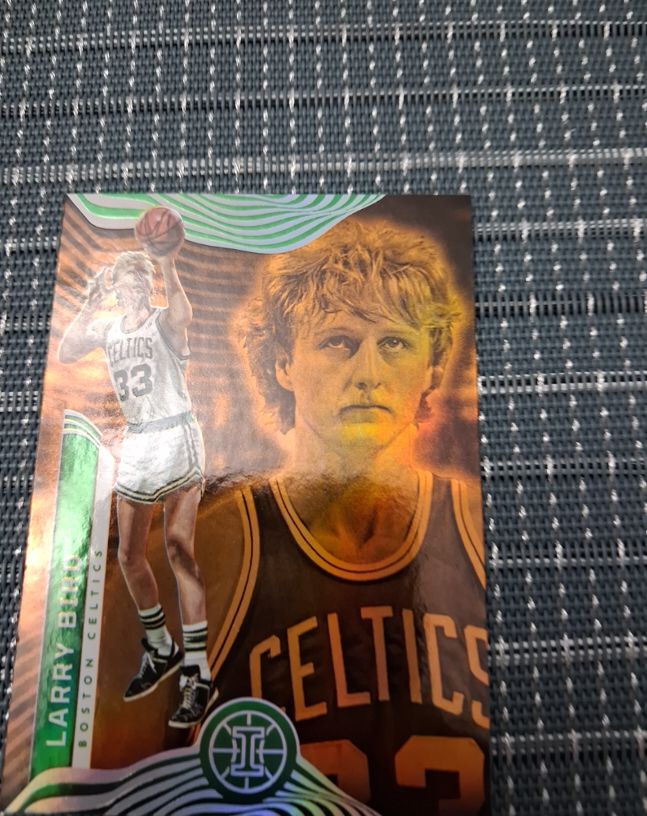 2021-22 Panini Illusions #143 Larry Bird — front