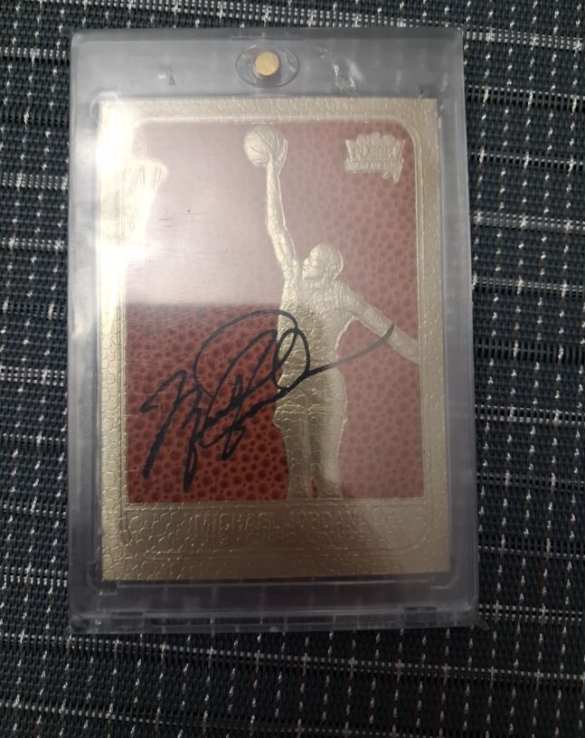 1996-97 Fleer 23KT Gold #1986 Michael Jordan — front