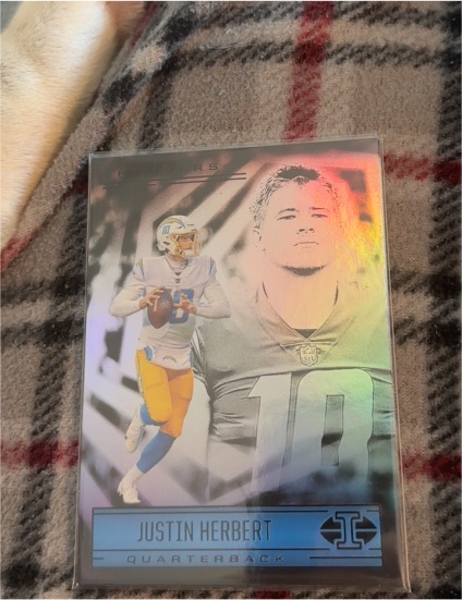 2021 Panini Illusions #28 Justin Herbert — front