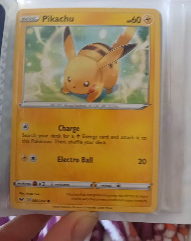 2020 Pokémon #065 Pikachu — front