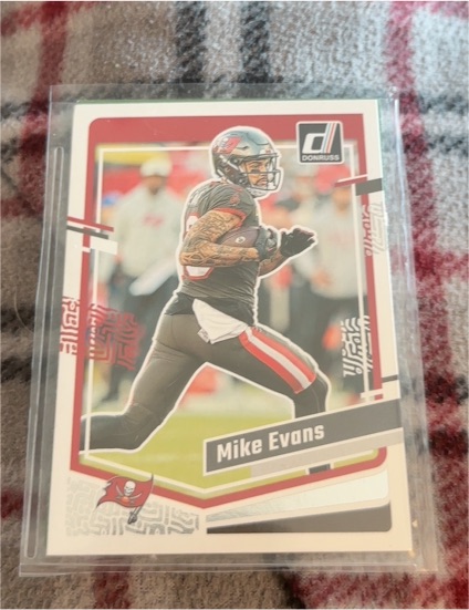 2023 Donruss #279 Mike Evans — front